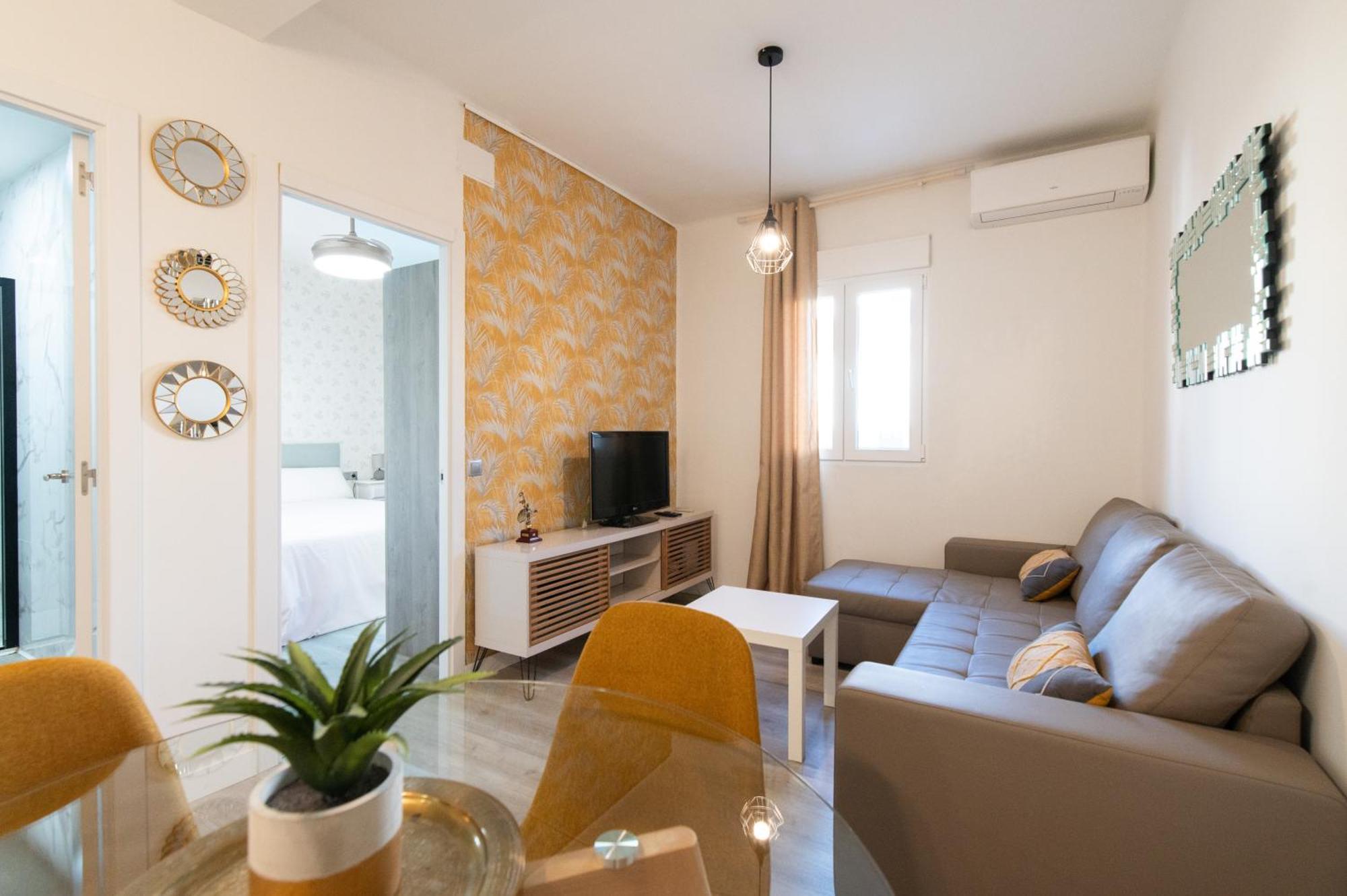 Apartamento Triana Habitame Inmobiliaria Севилья Экстерьер фото