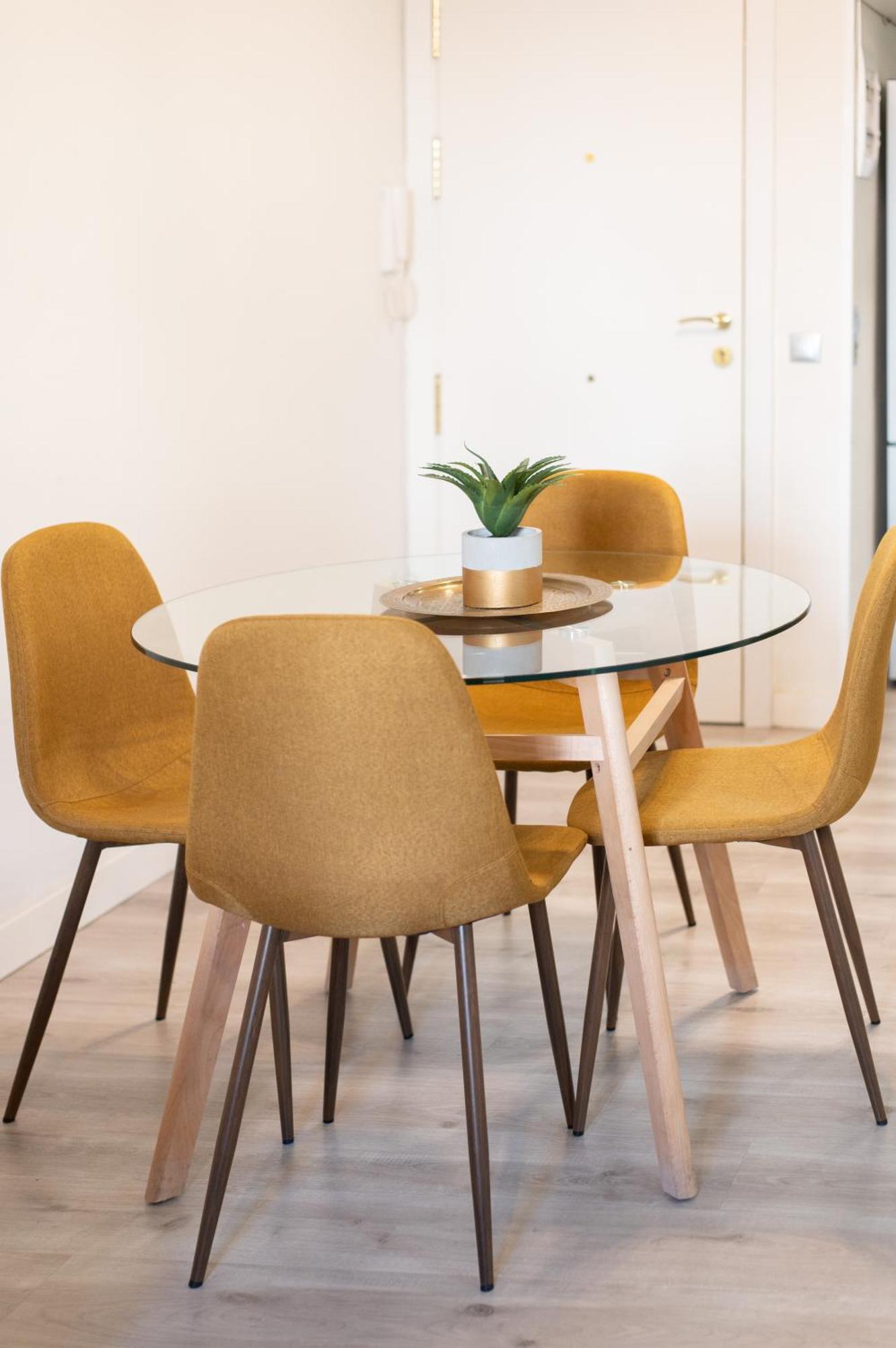 Apartamento Triana Habitame Inmobiliaria Севилья Экстерьер фото