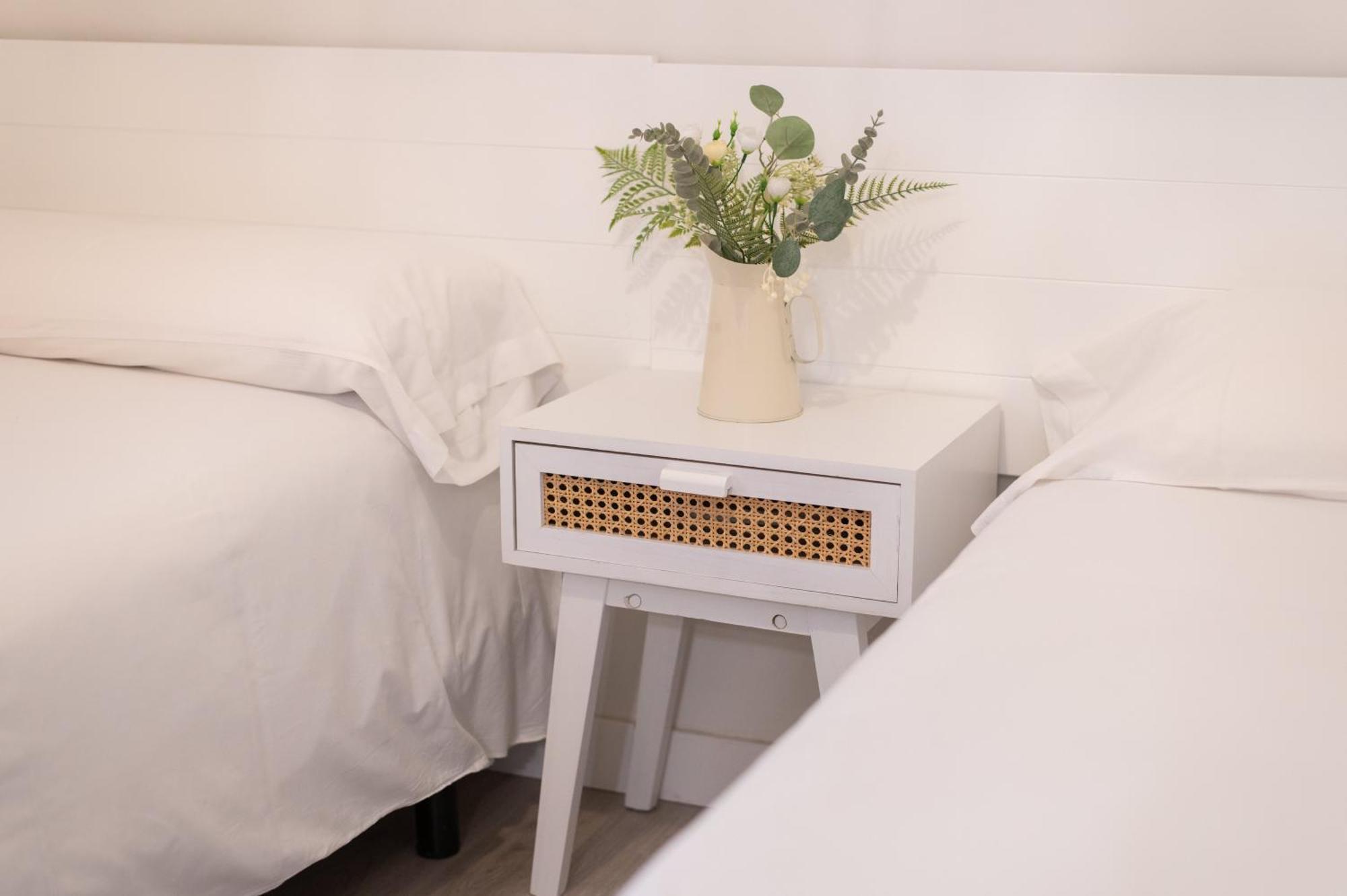 Apartamento Triana Habitame Inmobiliaria Севилья Экстерьер фото